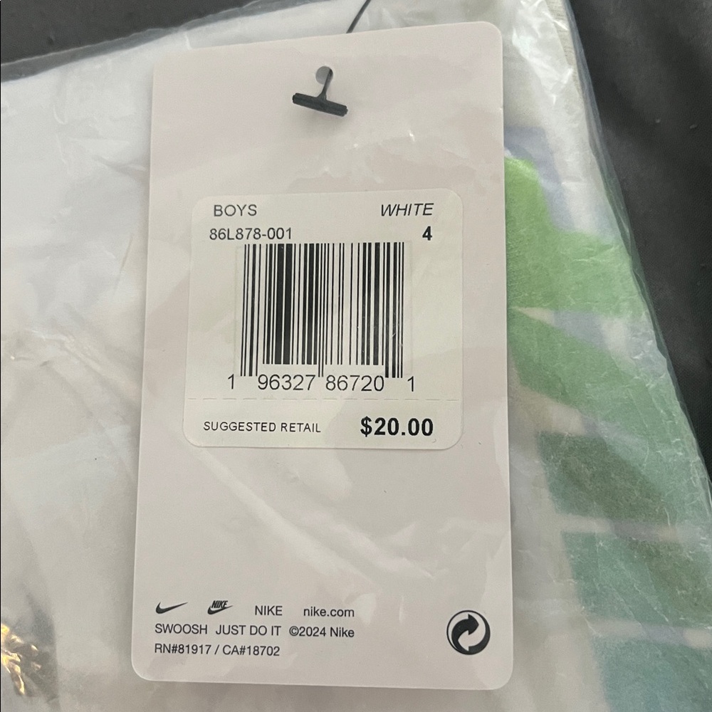 NWT - Nike White Tee with Blue and Green Logo - 4T - Picture 5 of 5